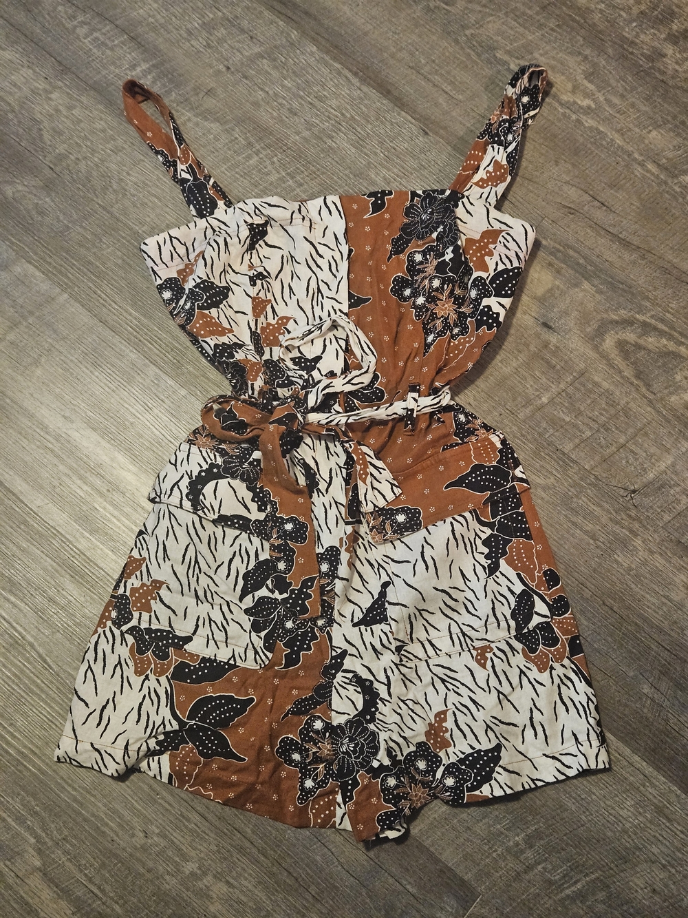 House Of Harlow 1960, Linen Romper - Sz. 6
